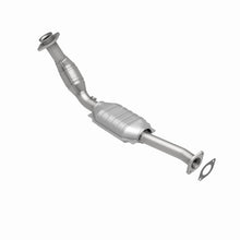 Load image into Gallery viewer, MagnaFlow Exhaust Products 23331 HM Grade Direct-Fit Catalytic Converter for Select Ford Crown Victoria, Lincoln Town Car, Mercury Grand Marquis
