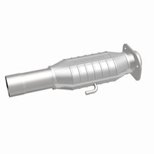Load image into Gallery viewer, MagnaFlow Exhaust Products 93441 Standard Grade Direct-Fit Catalytic Converter for Select Chevrolet Camaro, Chevrolet Caprice, Chevrolet Commercial Chassis, Chevrolet Corvette, Pontiac Firebird