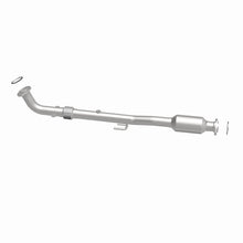 Load image into Gallery viewer, MagnaFlow Exhaust Products 5571435 California CARB Direct-Fit Catalytic Converter for Select Toyota Camry