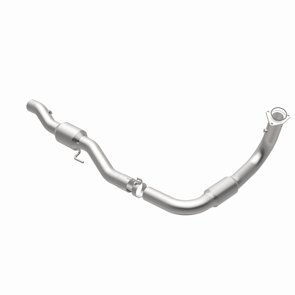 MagnaFlow Exhaust Products 52492 OEM Grade Direct-Fit Catalytic Converter for Select Chevrolet Silverado HD, Chevrolet Silverado 3500, GMC Sierra HD, GMC Sierra