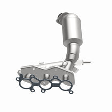 Load image into Gallery viewer, MagnaFlow Exhaust Products 5582545 California CARB Manifold Catalytic Converter for Select Lexus RX350, Toyota Highlander, Toyota Sienna