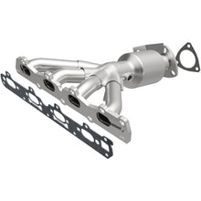 Load image into Gallery viewer, MagnaFlow Exhaust Products 51060 OEM Grade Manifold Catalytic Converter for Select Chevrolet Malibu, Pontiac G6, Saturn Aura