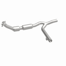 Load image into Gallery viewer, MagnaFlow Exhaust Products 4583622 California CARB Direct-Fit Catalytic Converter for Select Ford F-150