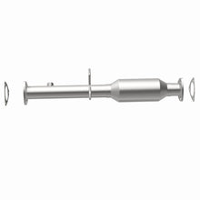 Load image into Gallery viewer, MagnaFlow Exhaust Products 23462 HM Grade Direct-Fit Catalytic Converter for Select Chevrolet S10, GMC Sonoma, Isuzu Hombre