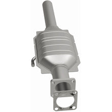 Load image into Gallery viewer, MagnaFlow Exhaust Products 23224 Standard Grade Direct-Fit Catalytic Converter for Select Jeep Cherokee, Jeep Comanche, Jeep Wagoneer