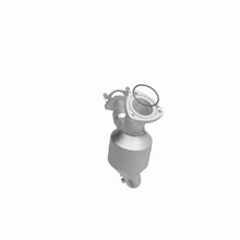 Load image into Gallery viewer, MagnaFlow Exhaust Products 5411907 California CARB Direct-Fit Catalytic Converter for Select Chevrolet Malibu, Pontiac G6, Saturn Aura