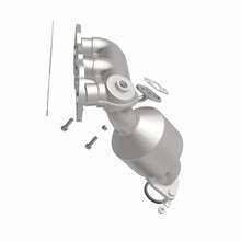 Load image into Gallery viewer, MagnaFlow Exhaust Products 49991 OEM Grade Manifold Catalytic Converter for Select Lexus ES300, Toyota Camry