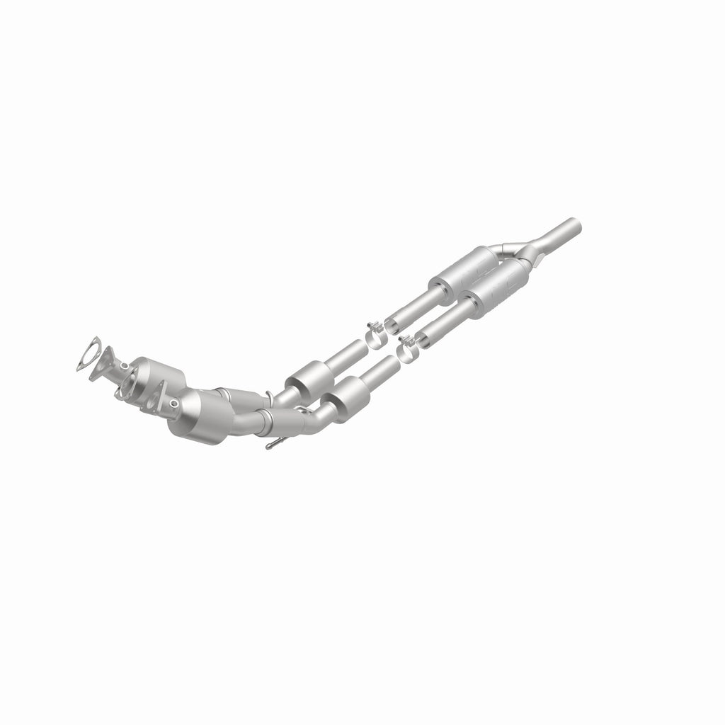 MagnaFlow Exhaust Products 551838 California CARB Direct-Fit Catalytic Converter for Select Volkswagen Passat