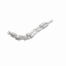 Load image into Gallery viewer, MagnaFlow Exhaust Products 551838 California CARB Direct-Fit Catalytic Converter for Select Volkswagen Passat