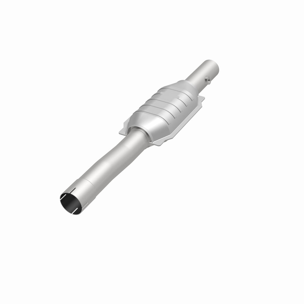MagnaFlow Exhaust Products 49420 OEM Grade Direct-Fit Catalytic Converter for Select Jeep Grand Cherokee