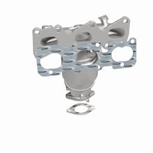 Load image into Gallery viewer, MagnaFlow Exhaust Products 52737 OEM Grade Manifold Catalytic Converter for Select Hyundai Santa Fe, Kia Sorento