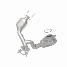 Load image into Gallery viewer, MagnaFlow Exhaust Products 25208 HM Grade Direct-Fit Catalytic Converter for Select Ford Taurus, Mercury Sable