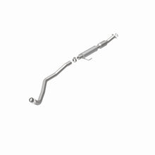 Load image into Gallery viewer, MagnaFlow Exhaust Products 5571502 California CARB Direct-Fit Catalytic Converter for Select Pontiac Vibe, Toyota Matrix