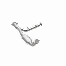 Load image into Gallery viewer, MagnaFlow Exhaust Products 93125 HM Grade Direct-Fit Catalytic Converter for Select Ford Expedition