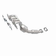 Load image into Gallery viewer, MagnaFlow Exhaust Products 49839 OEM Grade Manifold Catalytic Converter for Select Ford Focus