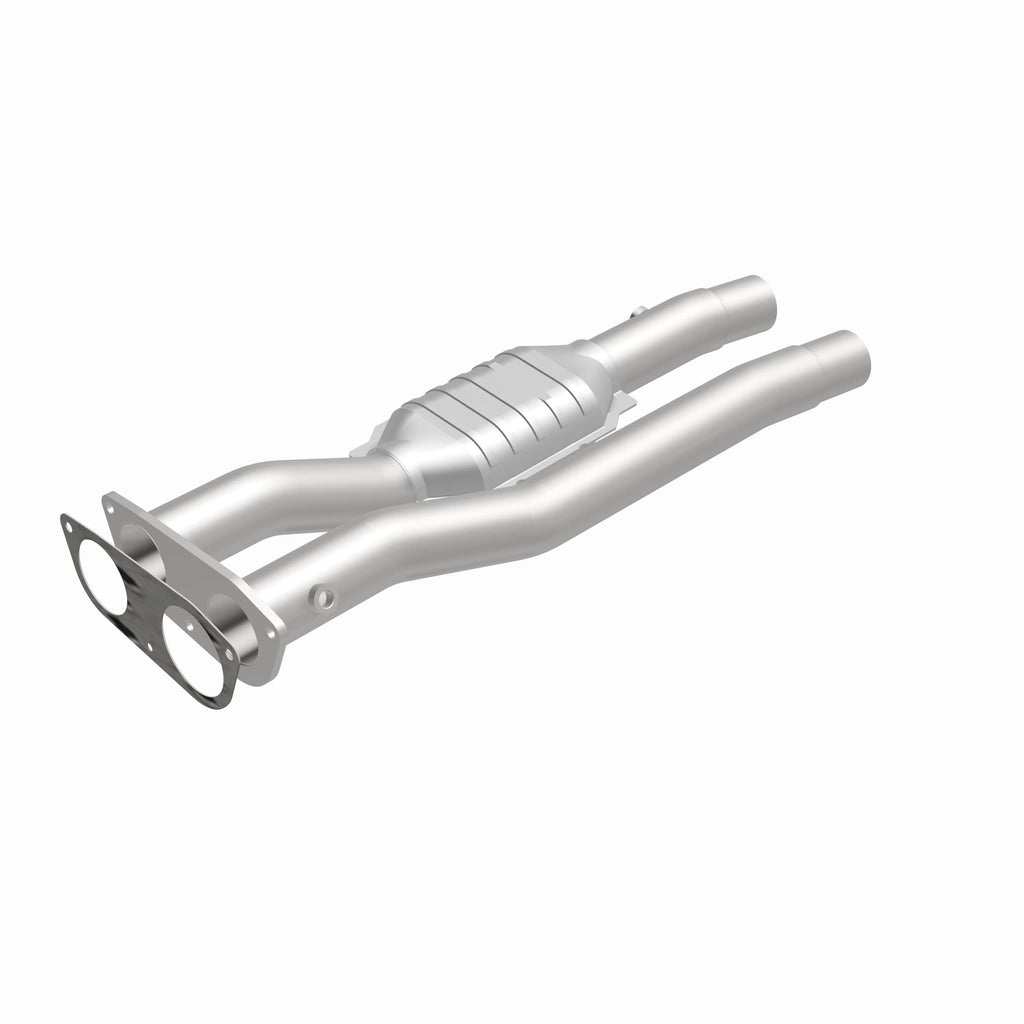 MagnaFlow Exhaust Products 4451471 California CARB Direct-Fit Catalytic Converter for Select Chevrolet C2500, Chevrolet C2500 Suburban, Chevrolet C3500, Chevrolet K2500, Chevrolet K2500 Suburban, Chevrolet K3500, GMC C2500, GMC C2500 Suburban, GMC C3500,