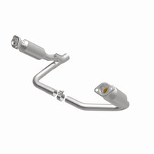 Load image into Gallery viewer, MagnaFlow Exhaust Products 5551832 California CARB Direct-Fit Catalytic Converter for Select Chrysler Aspen, Dodge Durango