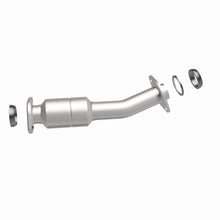 Load image into Gallery viewer, MagnaFlow Exhaust Products 5592549 California CARB Direct-Fit Catalytic Converter for Select Toyota Sienna