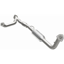 Load image into Gallery viewer, MagnaFlow Exhaust Products 23638 HM Grade Direct-Fit Catalytic Converter for Select Honda Passport, Isuzu Rodeo