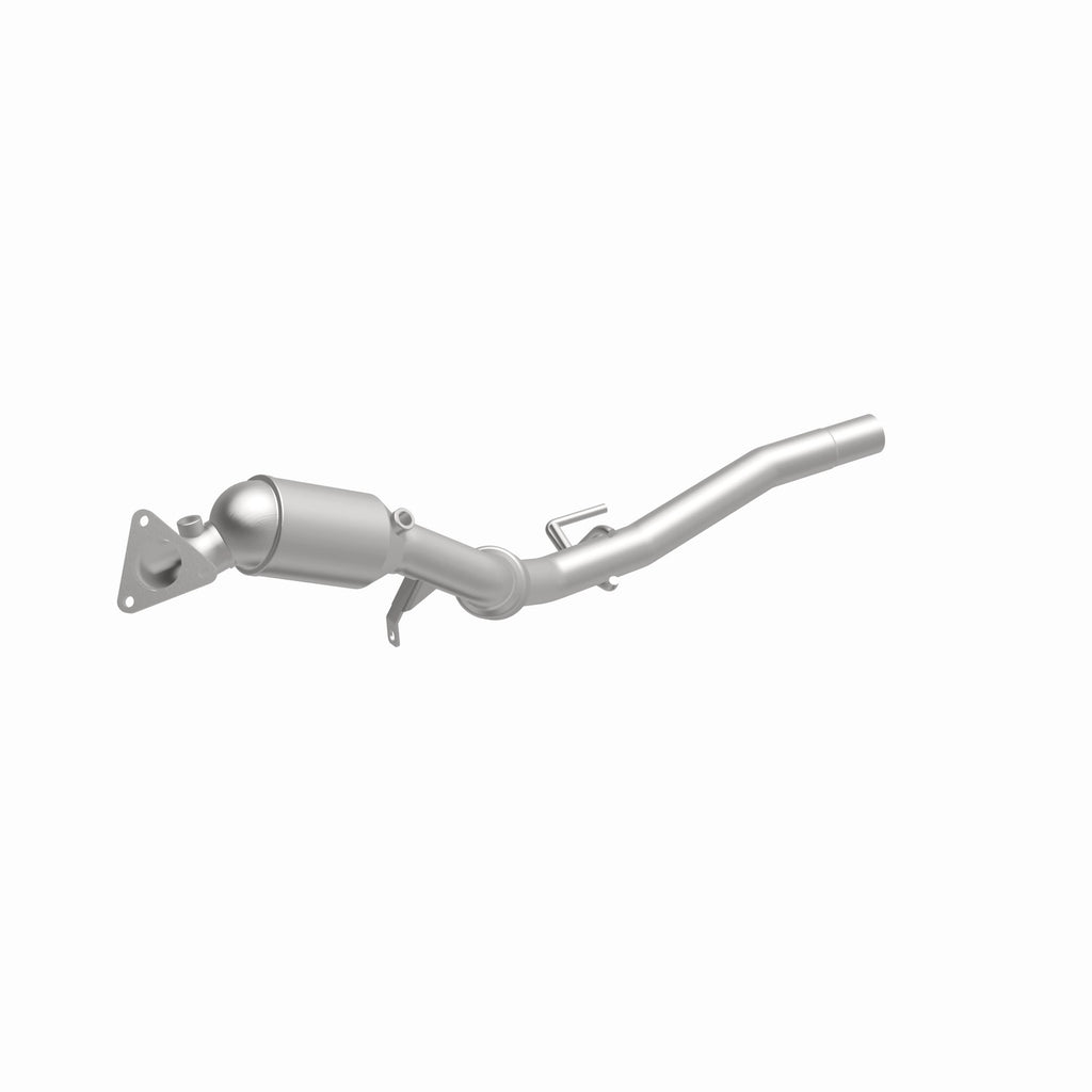 MagnaFlow Exhaust Products 52411 OEM Grade Direct-Fit Catalytic Converter for Select Porsche Cayenne, Volkswagen Touareg