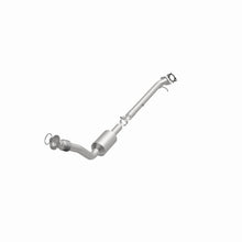Load image into Gallery viewer, MagnaFlow Exhaust Products 4551208 California CARB Direct-Fit Catalytic Converter for Select Buick Rendezvous, Chevrolet Venture, Oldsmobile Silhouette, Pontiac Aztek, Pontiac Montana