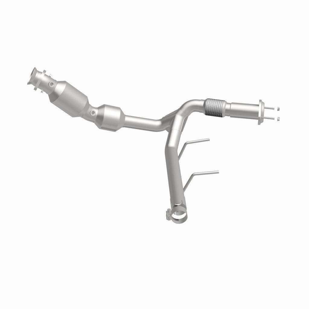 MagnaFlow Exhaust Products 280268 OEM Grade Direct-Fit Catalytic Converter for Select Ford F-150