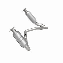 Load image into Gallery viewer, MagnaFlow Exhaust Products 4451627 California CARB Direct-Fit Catalytic Converter for Select Mitsubishi Raider