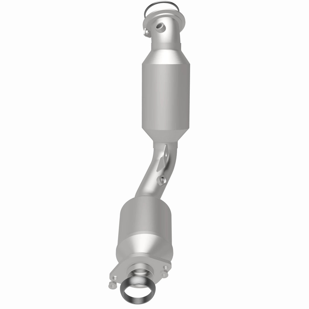 MagnaFlow Exhaust Products 280754 OEM Grade Direct-Fit Catalytic Converter for Select Toyota Sequoia, Toyota Tundra