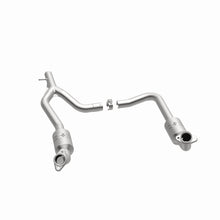 Load image into Gallery viewer, MagnaFlow Exhaust Products 52153 OEM Grade Direct-Fit Catalytic Converter for Select Ford E-150, Ford E-250