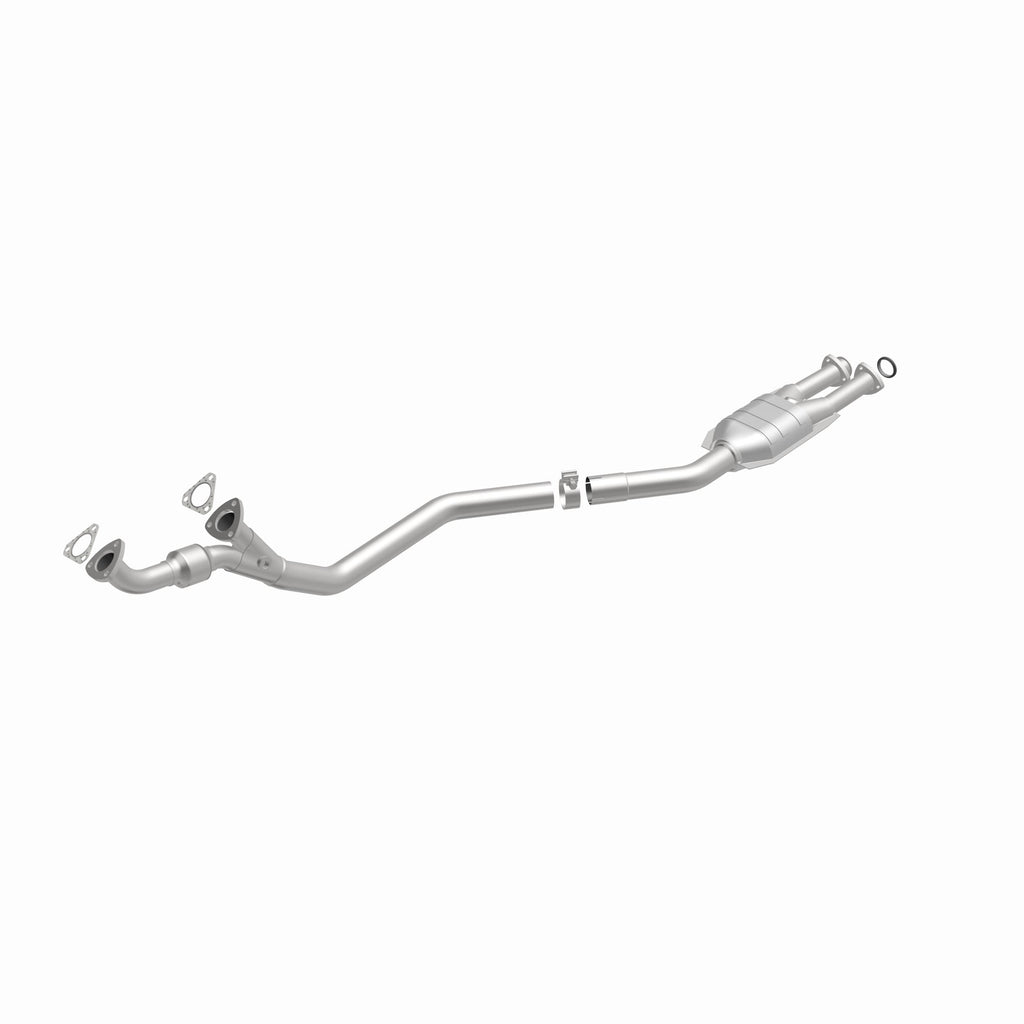 MagnaFlow Exhaust Products 23558 Standard Grade Direct-Fit Catalytic Converter for Select BMW 533i, BMW 633CSi