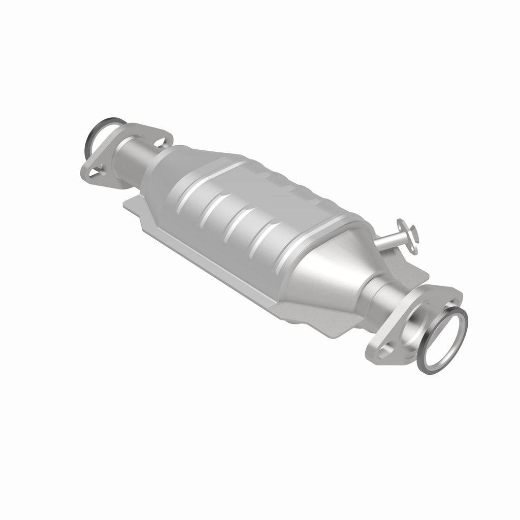 MagnaFlow Exhaust Products 23895 Standard Grade Direct-Fit Catalytic Converter for Select Toyota Pickup