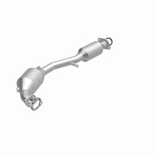 Load image into Gallery viewer, MagnaFlow Exhaust Products 5411026 California CARB Direct-Fit Catalytic Converter for Select Saab 9-2X, Subaru Forester, Subaru Impreza, Subaru Legacy, Subaru Outback