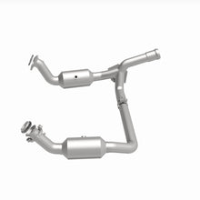 Load image into Gallery viewer, MagnaFlow Exhaust Products 280656 OEM Grade Direct-Fit Catalytic Converter for Select Chevrolet Silverado 1500, Chevrolet Silverado LTD, Chevrolet Suburban, Chevrolet Tahoe, GMC Sierra 1500, GMC Sierra Limited, GMC Yukon, GMC Yukon XL