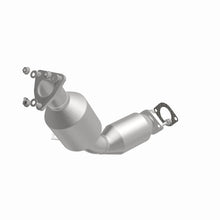 Load image into Gallery viewer, MagnaFlow Exhaust Products 5481601 California CARB Direct-Fit Catalytic Converter for Select INFINITI FX35
