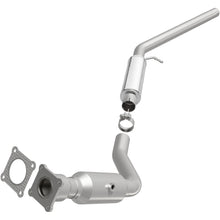 Load image into Gallery viewer, MagnaFlow Exhaust Products 5451448 California CARB Direct-Fit Catalytic Converter for Select Chrysler Town &amp; Country, Dodge Grand Caravan, Volkswagen Routan