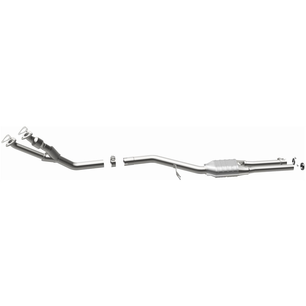 MagnaFlow Exhaust Products 3322554 California CARB Direct-Fit Catalytic Converter for Select BMW 325i, BMW 325iX, BMW 325is
