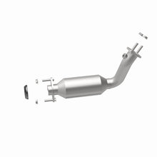 Load image into Gallery viewer, MagnaFlow Exhaust Products 5461502 California CARB Direct-Fit Catalytic Converter for Select Cadillac STS