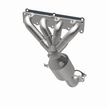 Load image into Gallery viewer, MagnaFlow Exhaust Products 5551159 California CARB Manifold Catalytic Converter for Select Jeep Cherokee