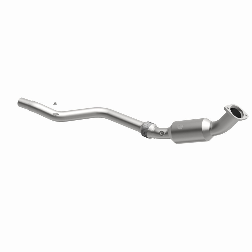 MagnaFlow Exhaust Products 49240 OEM Grade Direct-Fit Catalytic Converter for Select Chrysler 300, Dodge Challenger, Dodge Charger, Dodge Magnum