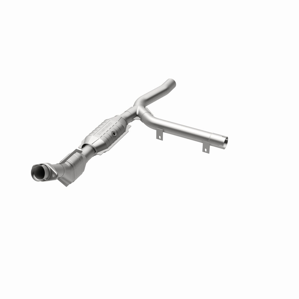 MagnaFlow Exhaust Products 51301 OEM Grade Direct-Fit Catalytic Converter for Select Ford F-150, Ford F-150 Heritage
