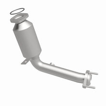 Load image into Gallery viewer, MagnaFlow Exhaust Products 21-373 OEM Grade Direct-Fit Catalytic Converter for Select Ford Five Hundred, Ford Freestyle, Mercury Montego