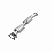 Load image into Gallery viewer, MagnaFlow Exhaust Products 23541 HM Grade Direct-Fit Catalytic Converter for Select Ford Ranger, Mazda B3000, Mazda B4000