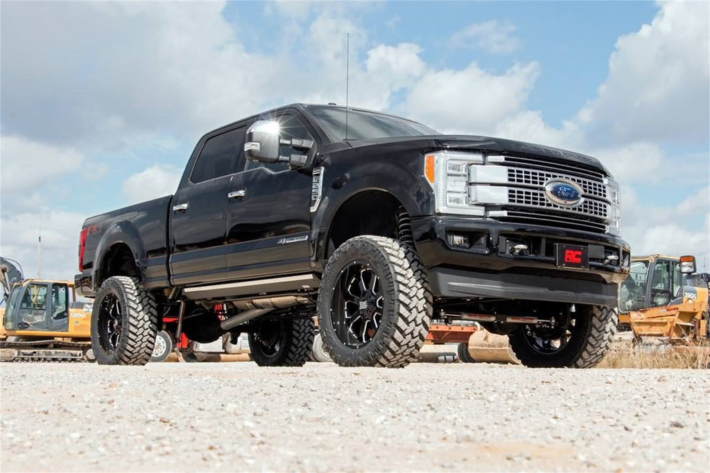 Rough Country 51770 Suspension Lift Kit for Select Ford F-250 Super Duty, Ford F-350 Super Duty