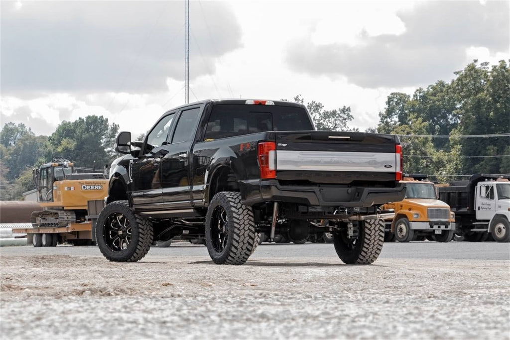 Rough Country 51770 Suspension Lift Kit for Select Ford F-250 Super Duty, Ford F-350 Super Duty