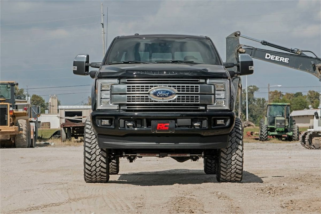 Rough Country 51770 Suspension Lift Kit for Select Ford F-250 Super Duty, Ford F-350 Super Duty