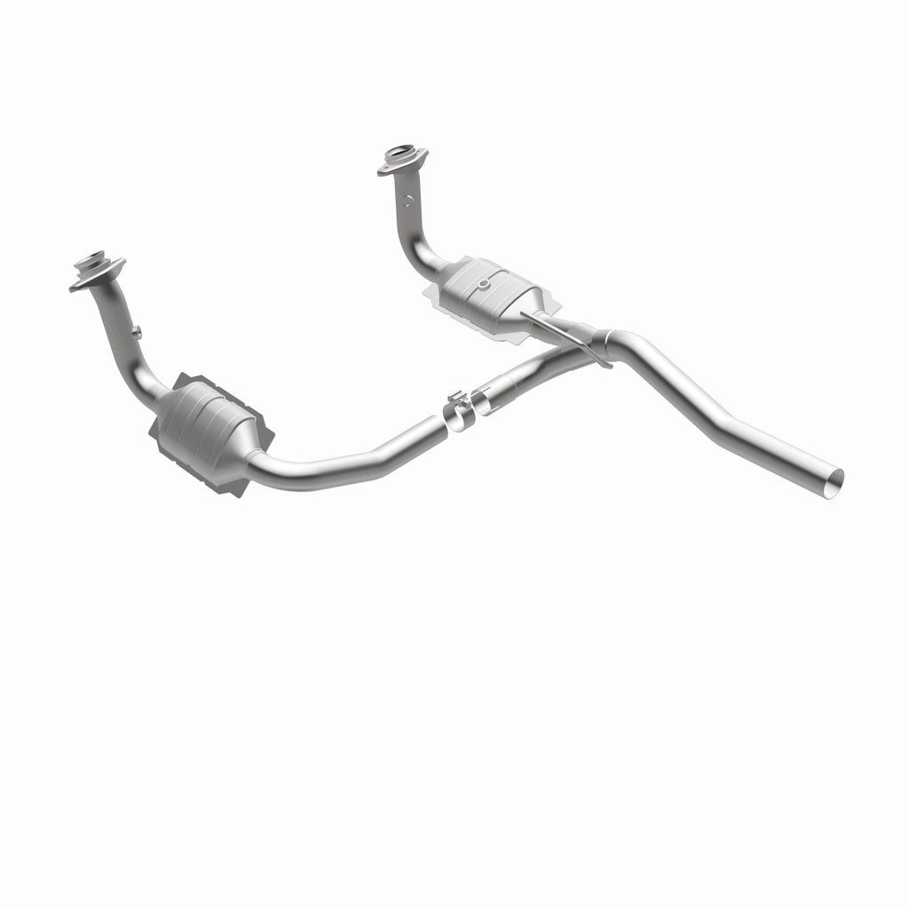 MagnaFlow Exhaust Products 51829 OEM Grade Direct-Fit Catalytic Converter for Select Dodge Nitro
