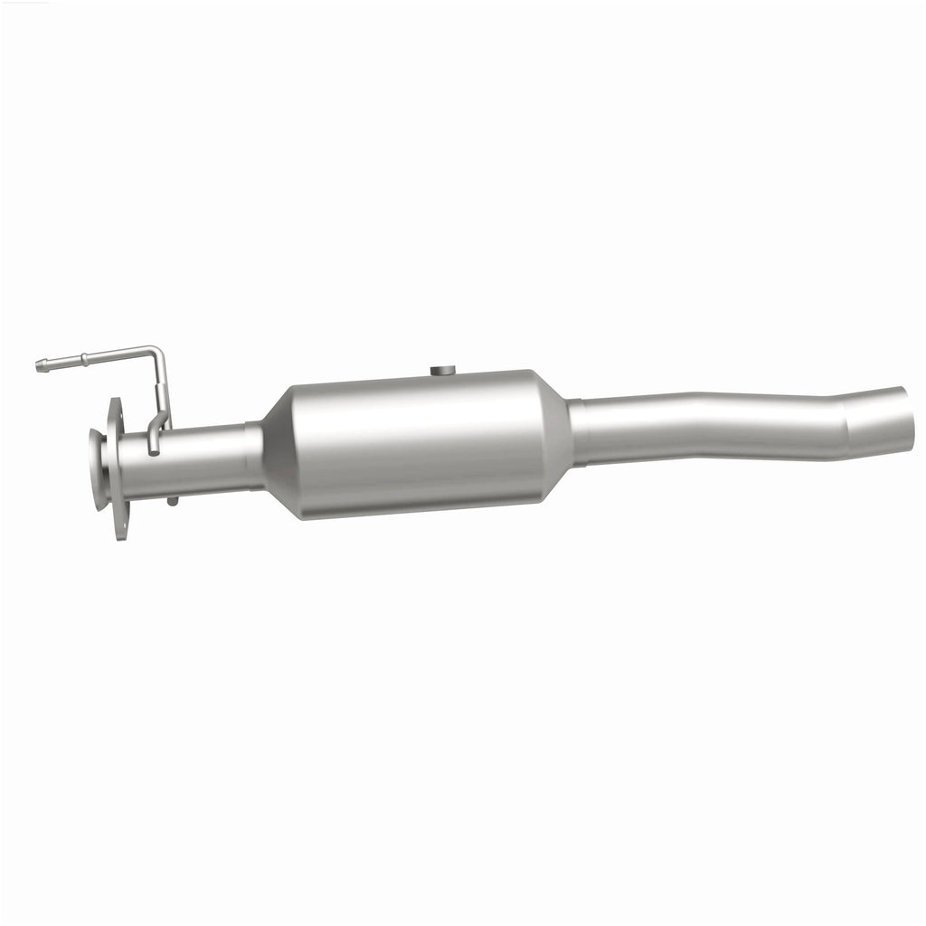 MagnaFlow Exhaust Products 280439 OEM Grade Direct-Fit Catalytic Converter for Select Ford F-450 Super Duty, Ford F-550 Super Duty