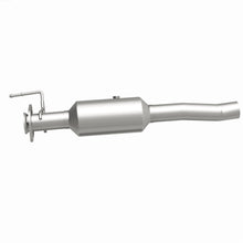 Load image into Gallery viewer, MagnaFlow Exhaust Products 280439 OEM Grade Direct-Fit Catalytic Converter for Select Ford F-450 Super Duty, Ford F-550 Super Duty