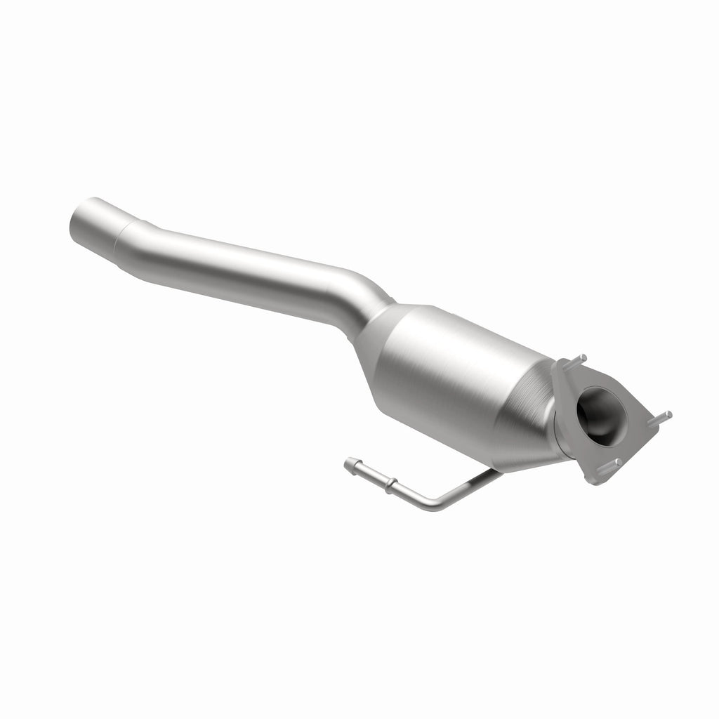 MagnaFlow Exhaust Products 24186 HM Grade Direct-Fit Catalytic Converter for Select Volkswagen Touareg