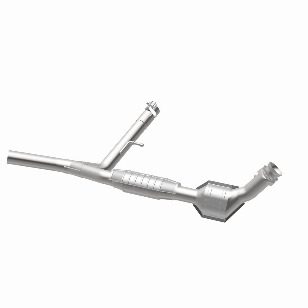 MagnaFlow Exhaust Products 93665 HM Grade Direct-Fit Catalytic Converter for Select Ford F-150, Lincoln Mark LT